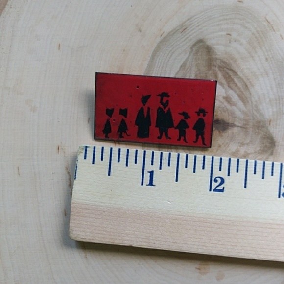 Primitive vintage Pilgrim + ship pin bundle - Picture 5 of 8